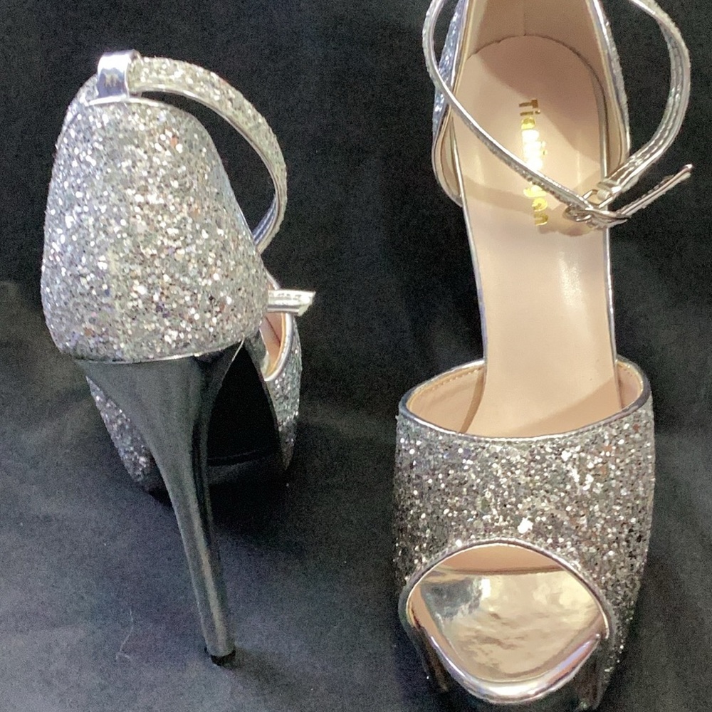 Silver Glitter Platform Heels - Picture 3 of 3